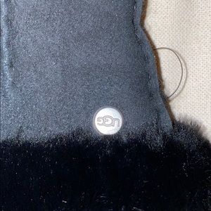 UGG Accessories - UGG Womens Gloves Size small Sheepskin UGG Accessories - UGG Womens Gloves Size small Sheepskin